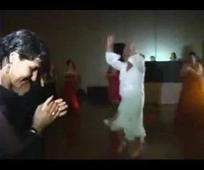 Grandma falls on the dance floor