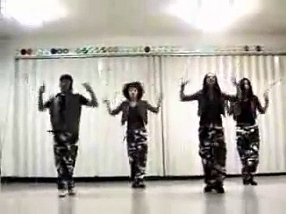 Dance steps to Bye Bye Bye