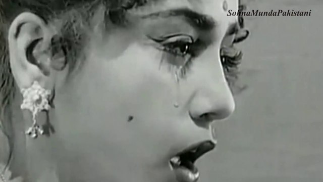 *Dil Ka Khilona Haye Toot Gaya (Goonj Uthi Shehnayi)