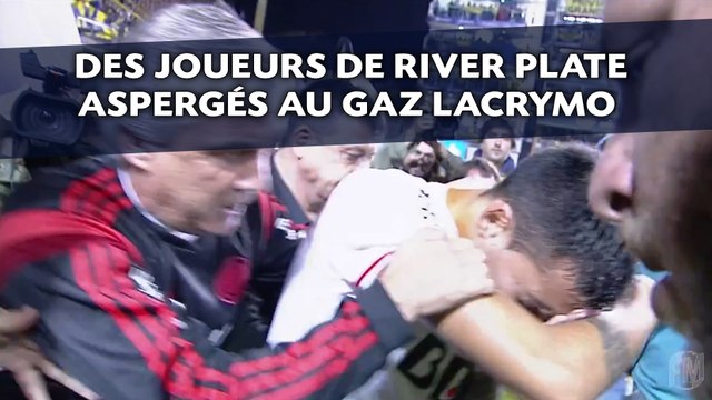 Des joueurs de River Plate aspergés au gaz lacrymo