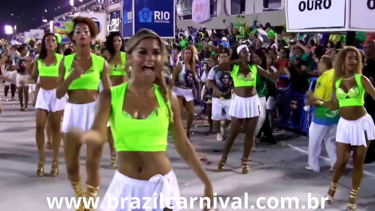 Green High Waisted bikinis at Rio´s Sambadrome_ Bailarinas de Samba