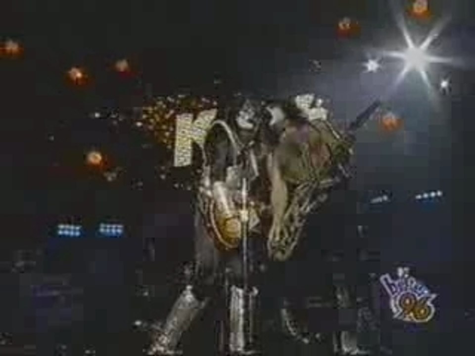 kiss live