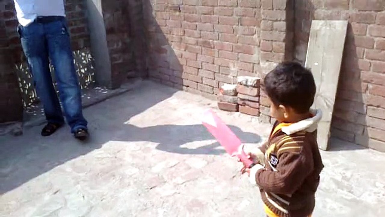 Maaz Playing 41