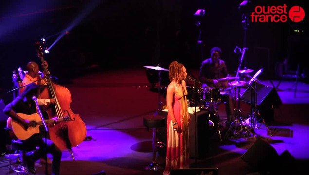 Jazz sous les pommiers. Lisa Simone ressuscite sa carrière