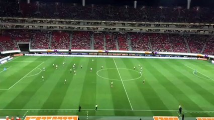 Chivas y Atlas salieron abucheados tras el partido.