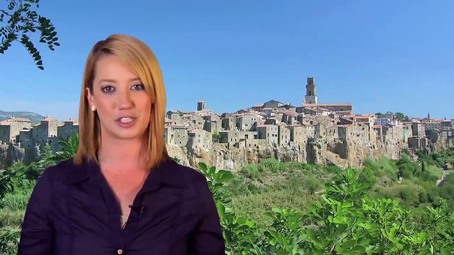Travel Italy - Exploring the Medieval Town of Pitigliano