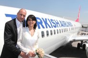 THY Uçağında Tanışan Çift, Aynı Uçakta Evlendi