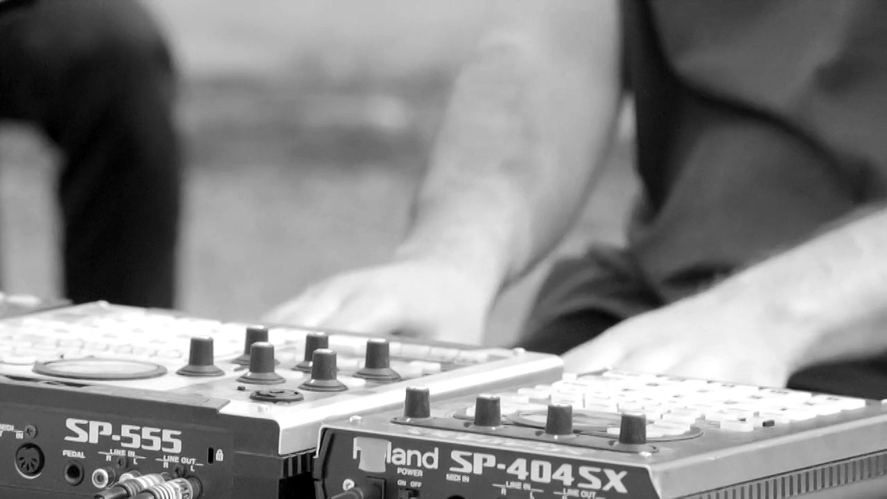 Sage - "Eyes Closed" Live at Villa Noailles - XXXH Hyères Festival 2015