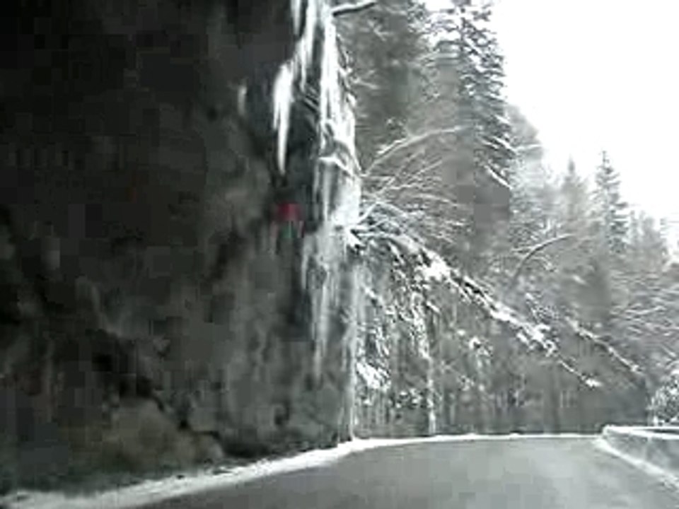 Stalactites dans le Vercors