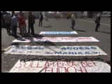 Napoli - 30mila lavoratori in cassa integrazione, protesta davanti Prefettura (11.05.15)