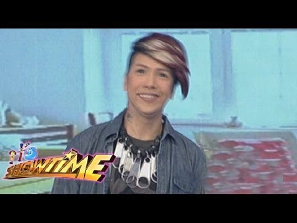 Vice Ganda head bang