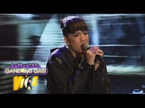 Vice Ganda sings Miley Cyrus' 'Wrecking Ball' on 'GGV'