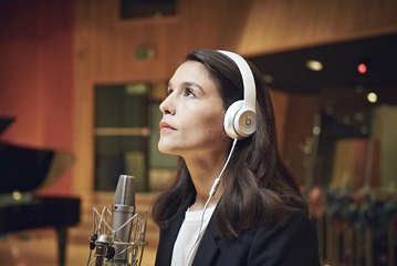 Beats by Dre UK: Jessie Ware​ #SoloSelfie