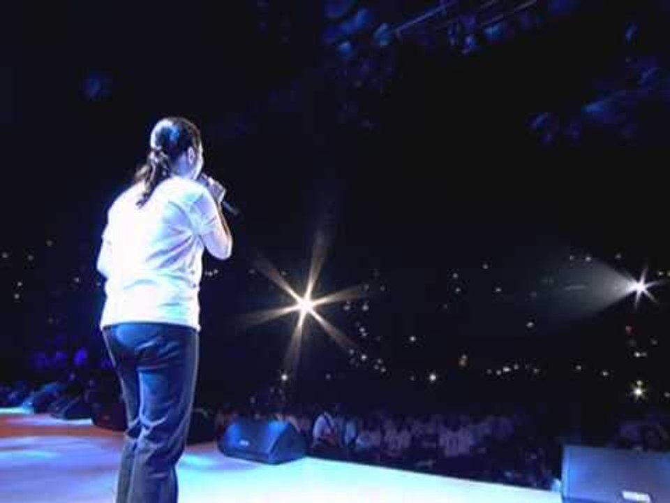 Lea Salonga sings 'Bayan Ko' at TulongPH Benefit Concert