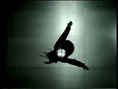 Pub - Nike - Freestyle Football