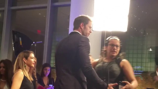 William Levy (@willylevy29) diviertendose con sus fans #50MasBellos