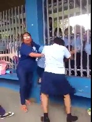 Girls ki itni bhayanak fight ke banda daikh k dar e jaye....