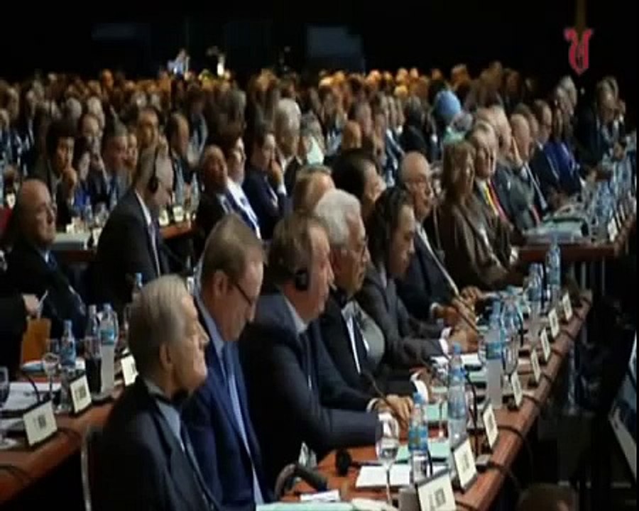 Ana Botella and the Relaxing cup of Café con Leche (Original, hablando inglés sin traducción)