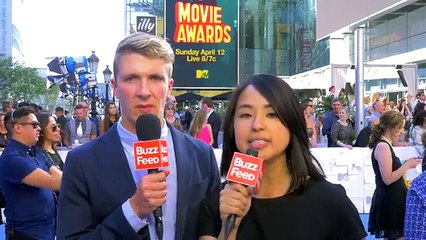 J.Lo's Abs Celebrities React