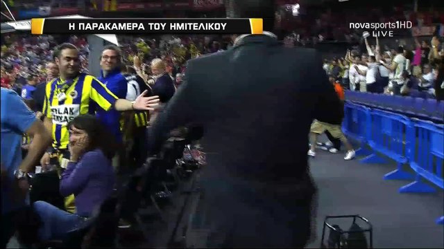 Η τούμπα των Αγγελόπουλων