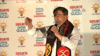 Başbakan Davutoğlu Mitingde Vatandaşlara Seslendi (11)
