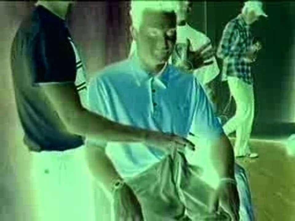 blink_182-extra_video