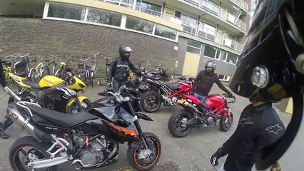 Télécharger la video: KTM 990 supermoto, Ducati Hypermotard 1100s, Ducati Monster 696, Yamaha YZF-R6