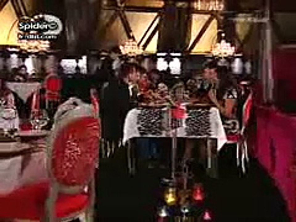 Ferhunde Levent Yemekte Yaprak Dökümü Yagohogle Dokumu