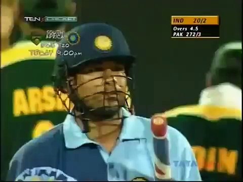 Wasim Akram v Sachin Tendulkar - Beautiful slower ball - India v Pakistan at Sharjah 2000