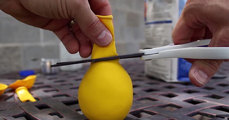 Ce que cet homme a fait avec ce ballon m'a stupéfait...