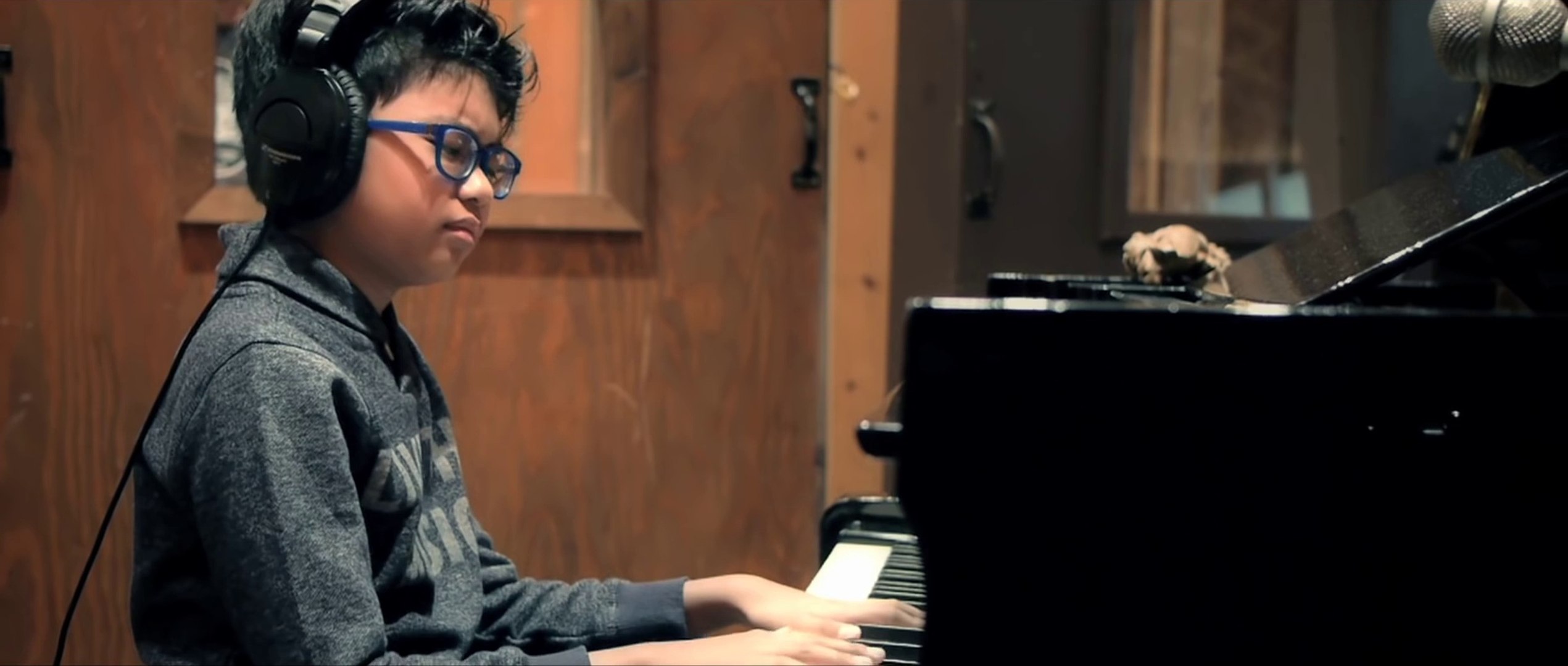 11 year old jazz pianist, Joey Alexander, is absolutely incredible - Vidéo  Dailymotion
