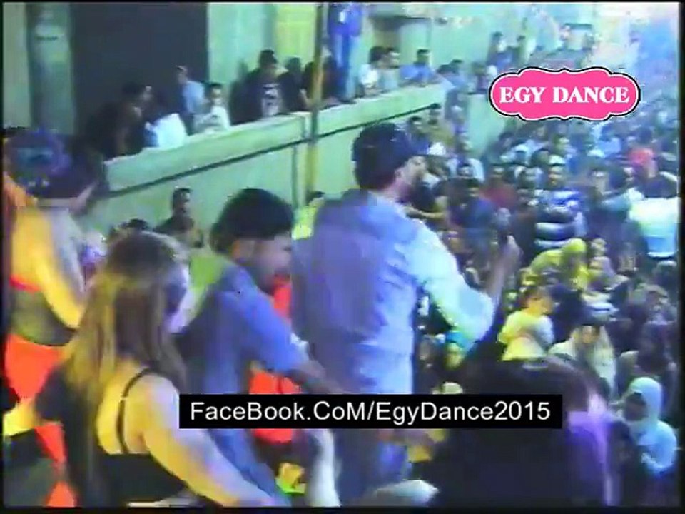 الدلوعه هنديه رقص شعبى سااخن قمه الاغـــراء فرح مصرى ساخن 2015 A7la Danse
