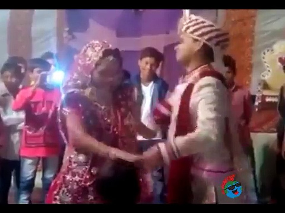 Funny Dulha Dance