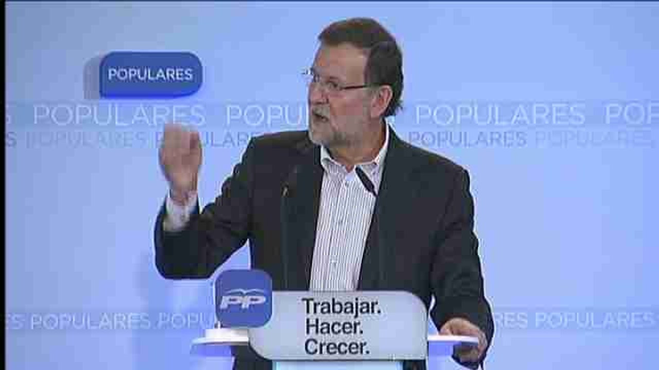 Rajoy: El PP pacta con la gente y no con los "54 algunos" que acaban de llegar