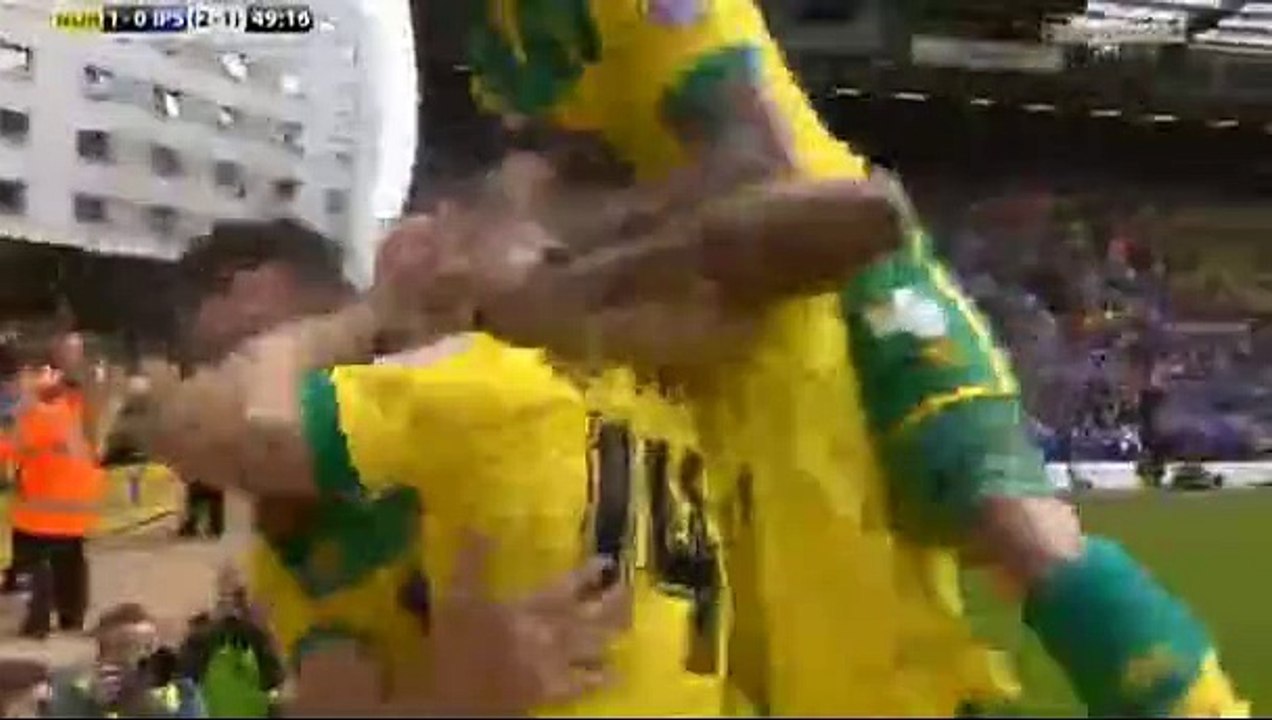 1-0 Wes Hoolahan Penalty Goal - Norwich City v. Ipswich Town 15.05.2015