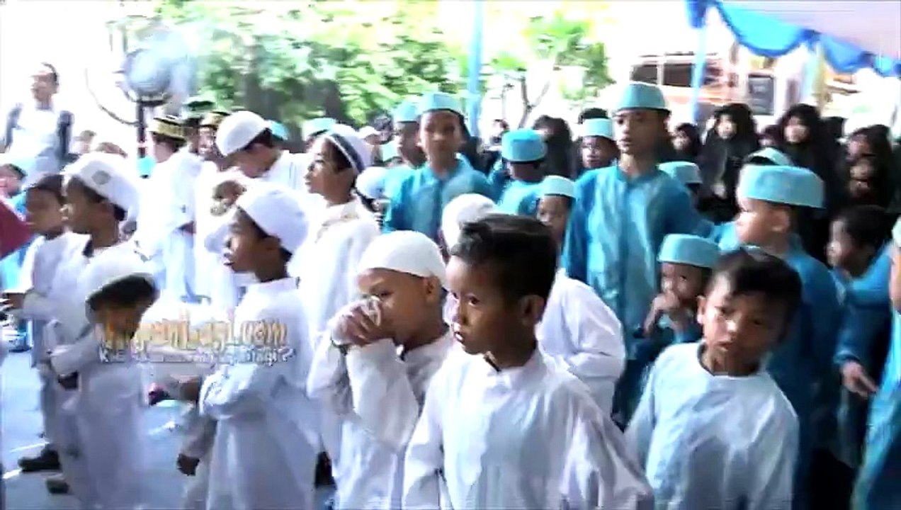 [150508]Kapanlagi - Penuhi Janji Raffi Ahmad Hadir di 40 Harian Olga Syahputra