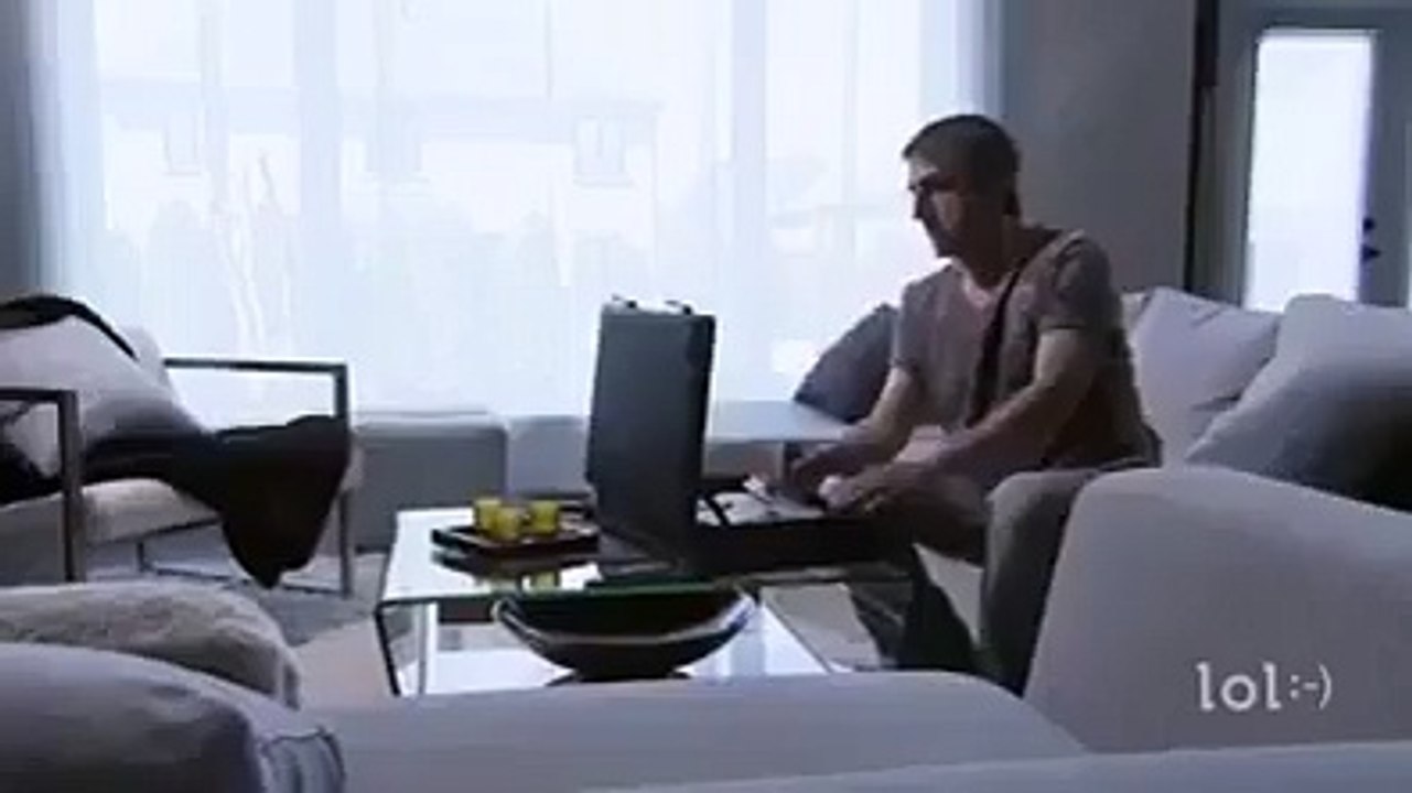 WHAT A FUNNY MAN