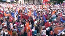 AK Parti'nin Balıkesir Mitingi - Başbakan Davutoğlu (7)