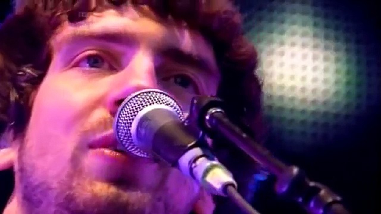 Snow Patrol - Chasing Cars (LIVE at T in the Park 2007)