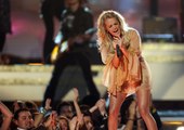 Carrie Underwood - Last Name - Grammys 09