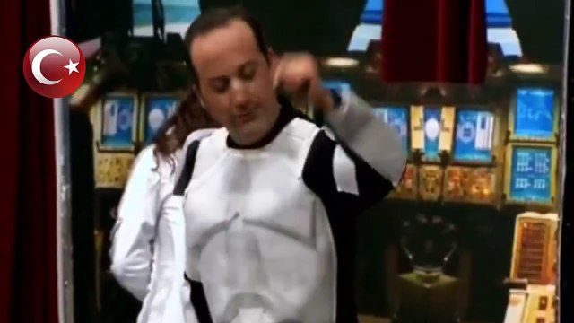 ARKADAŞIM HOŞGELDİN EN KOMİK SAHNELER VE YÖNETMENE KAPAKLAR