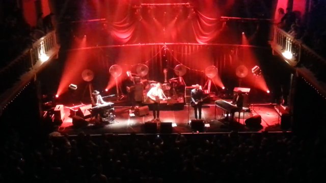 Zou zo weer heen gaan Douwe Bob live