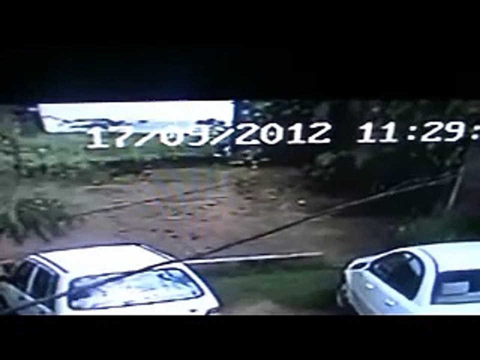 Rape Attempt On Girl Caught On Camera - videoshoop.com