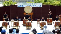 Cool Kid's Taiko Drum Group in Japan