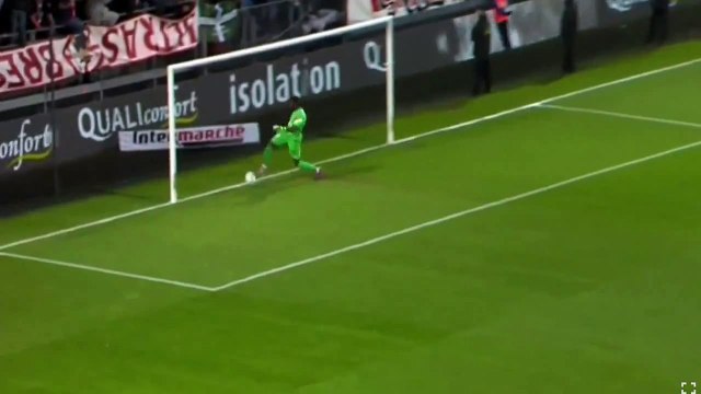 Howler: Brest keeper Joan Hartock scores ridiculous own goal for Troyes