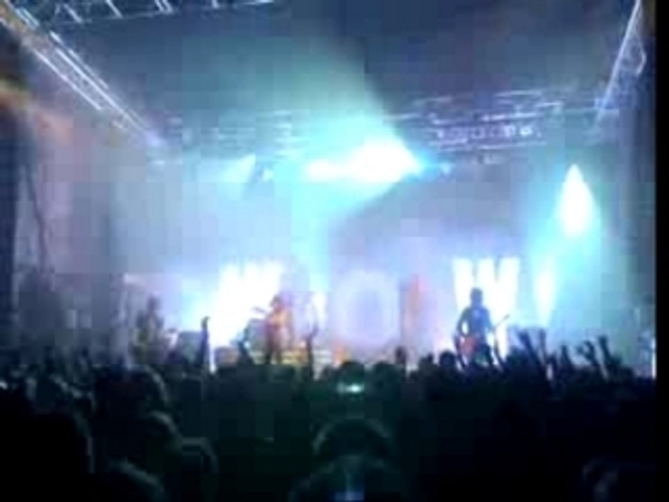 Superbus chante Nirvana