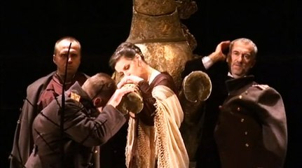 Театральный роман