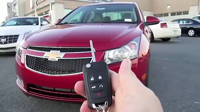 2011 Chevrolet Cruze LT Start Up, Engine, and In Depth Tour