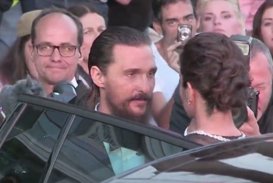 Matthew McCo­nau­ghey et Naomi Watts: honneur à Gus Van Sant - Festival de Cannes 2015