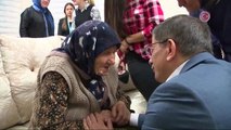 105 Yaşındaki Kadriye Nineden Davutoğlu'na Dua
